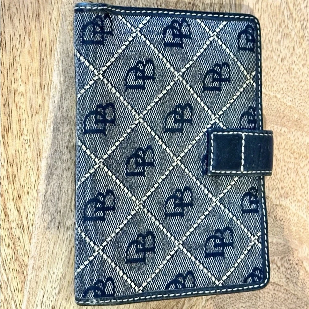 Black and Gray Logo Passport cover - Picture 2 of 5